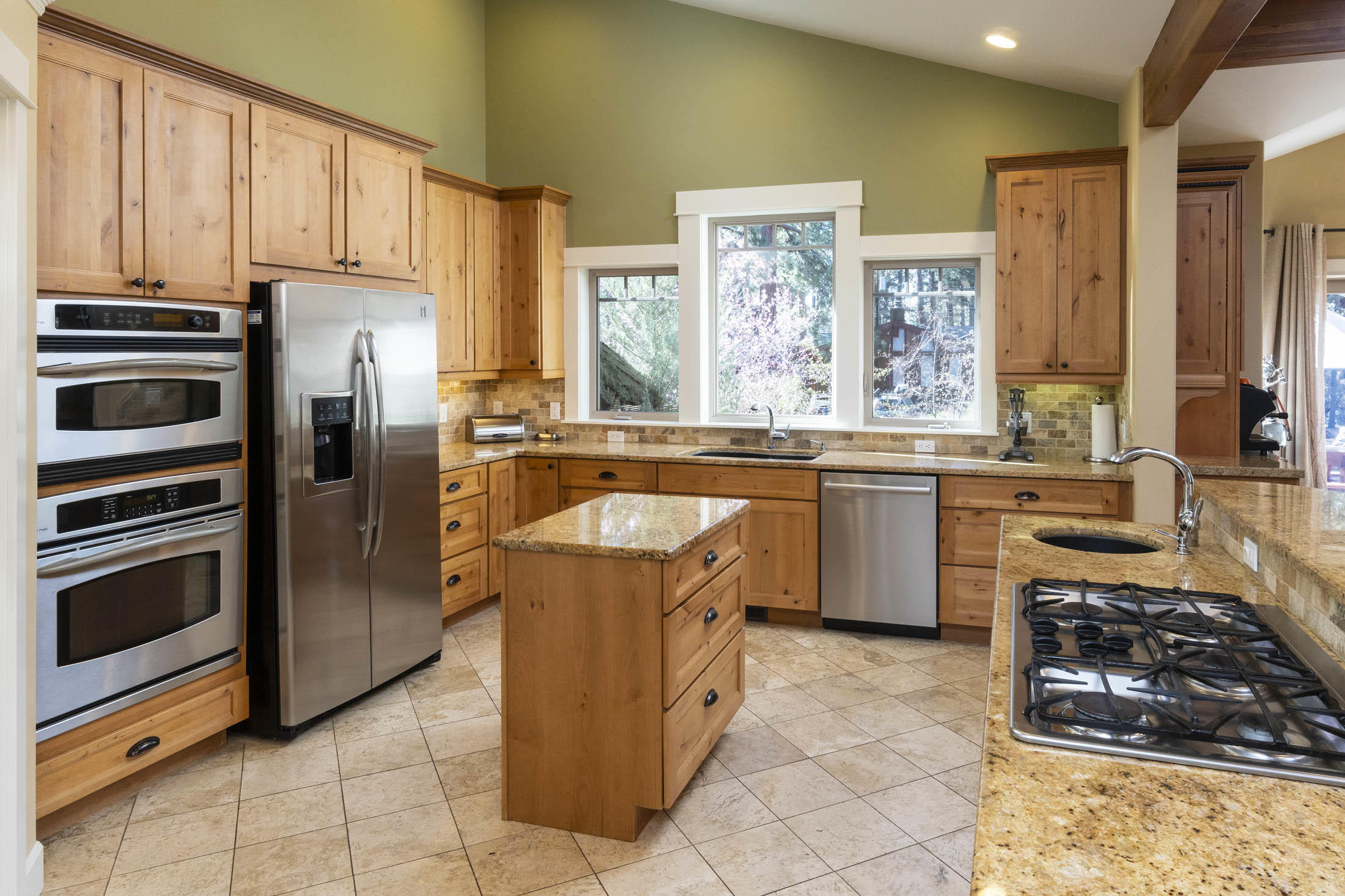 Bonne Home - Residential