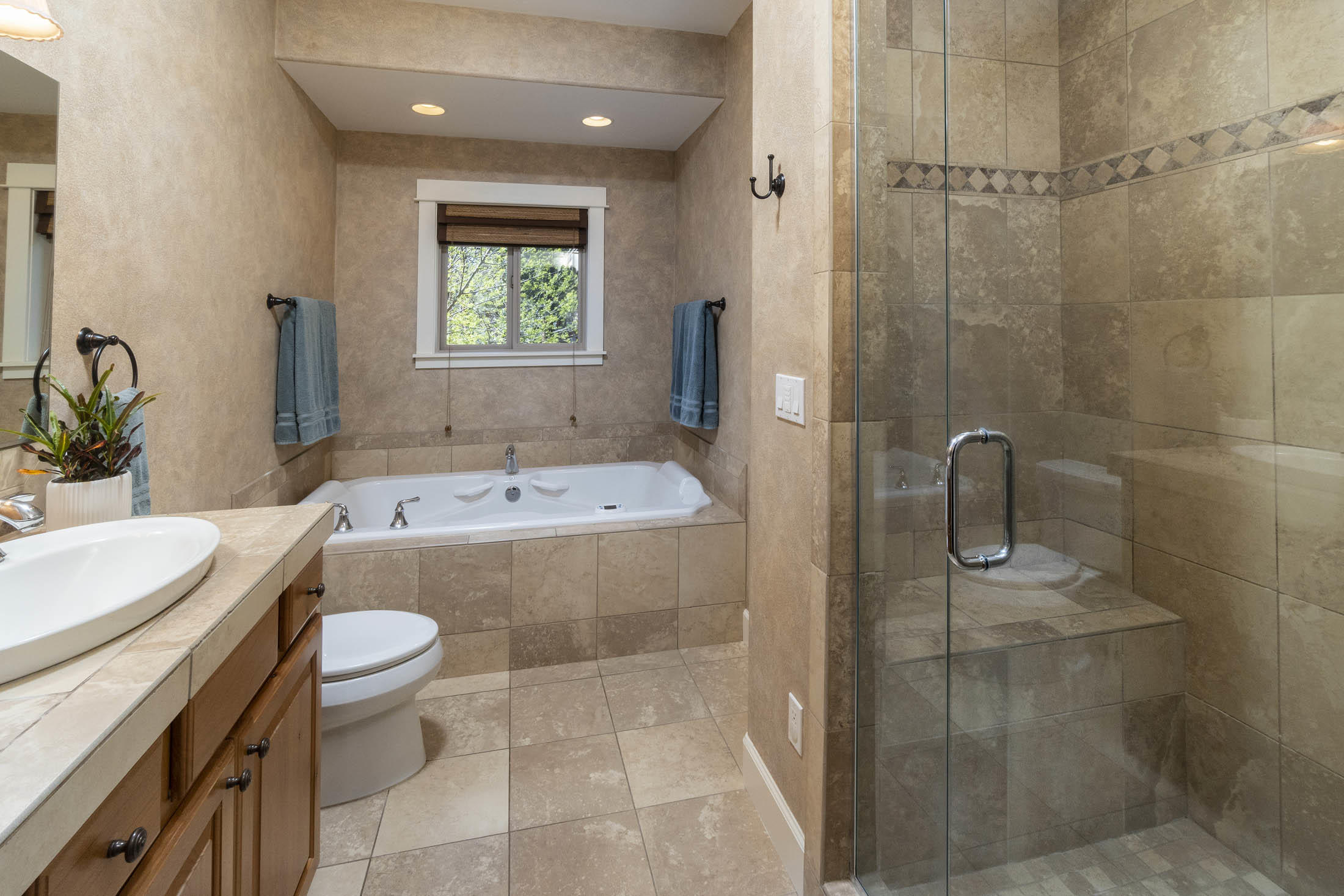 Bonne Home - Residential