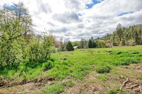 Tiny photo for 7255 Upper Applegate Road, Jacksonville, OR 97530 (MLS # 220219817)