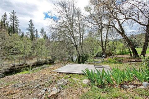 Tiny photo for 7255 Upper Applegate Road, Jacksonville, OR 97530 (MLS # 220219817)