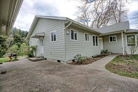Tiny photo for 7255 Upper Applegate Road, Jacksonville, OR 97530 (MLS # 220219817)