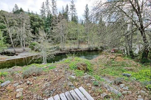 Tiny photo for 7255 Upper Applegate Road, Jacksonville, OR 97530 (MLS # 220219817)