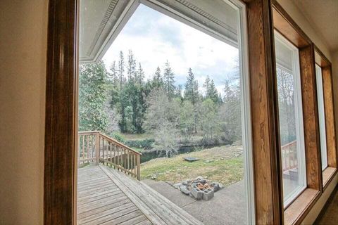 Tiny photo for 7255 Upper Applegate Road, Jacksonville, OR 97530 (MLS # 220219817)