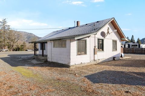 Tiny photo for 175 Rogue River Highway, Gold Hill, OR 97525 (MLS # 220219584)