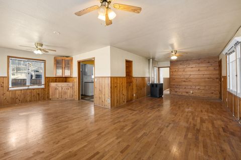 Tiny photo for 175 Rogue River Highway, Gold Hill, OR 97525 (MLS # 220219584)