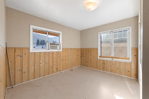 Tiny photo for 175 Rogue River Highway, Gold Hill, OR 97525 (MLS # 220219584)