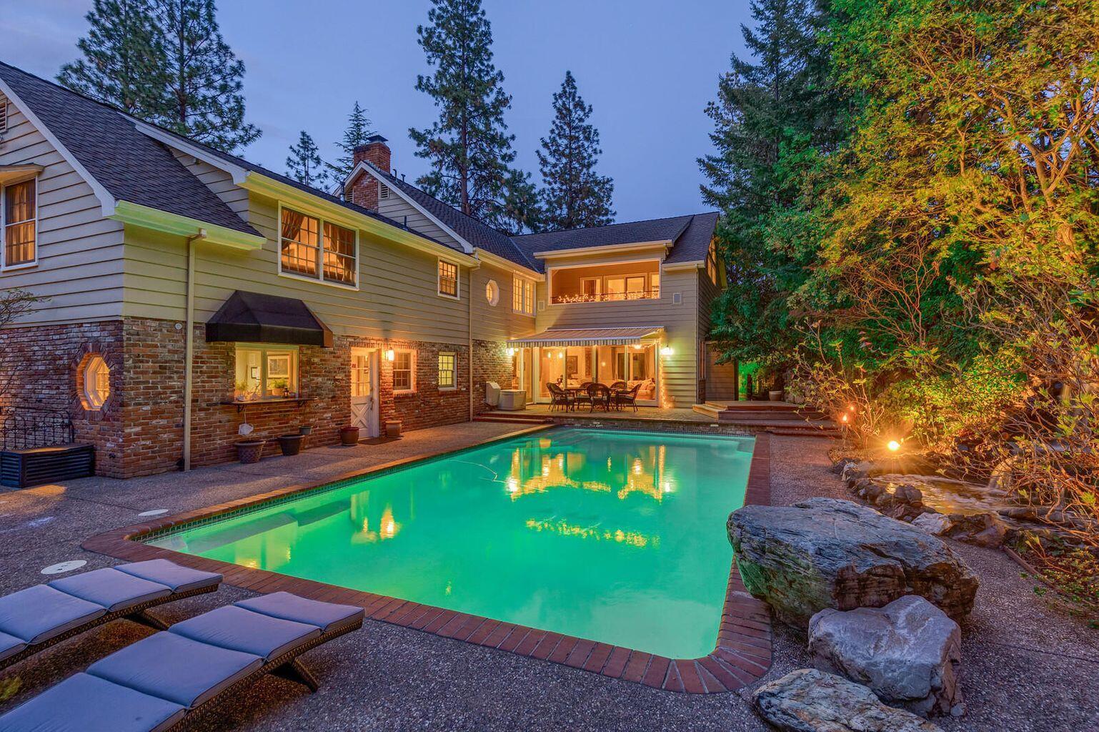 Stratford-on-avon Subdivision - Residential