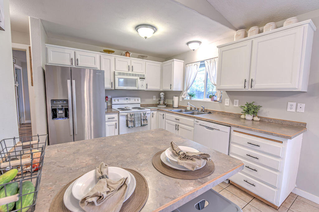 Deer Ridge - Residential