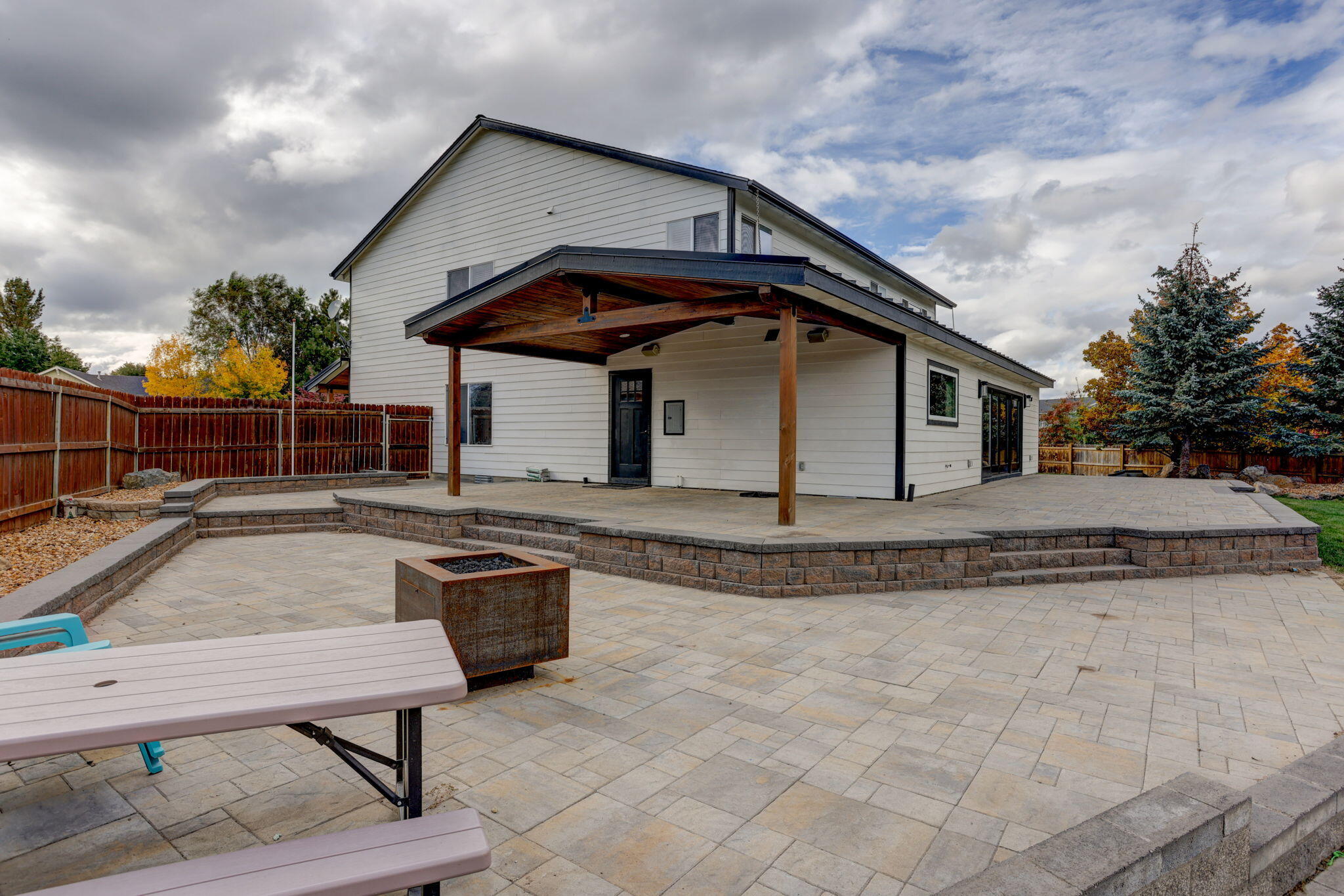 Terrango Glen - Residential