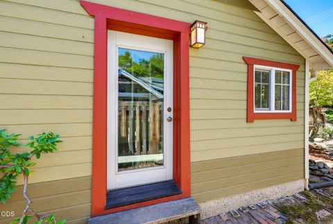 Tiny photo for 75 Dewey Street, Ashland, OR 97520 (MLS # 220223449)