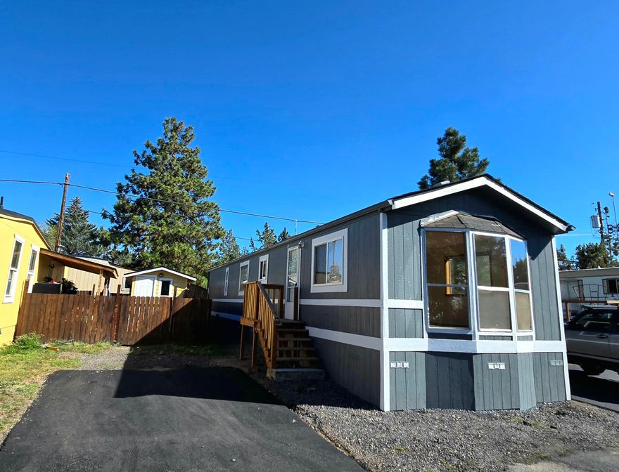 Be sure to not miss this updated 2 bed 1 bath home located in the Juniper Hilltop Mobile  Park. Featuring a new roof along with many tasteful updates. Just minutes from Bend, Call for a tour today!