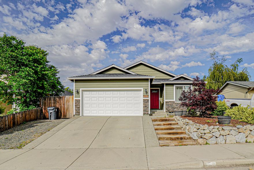 Well maintained custom built home looking for a new owner! Light bright and open floor plan has recessed lighting through out the home even in the kitchen it has beautiful granite counter tops that glow with the under cabinet lighting. The open concept allows for great entertaining and bringing the family/friends together with spacious living room. Master bed is over sized with built in plant shelves over the entrance to the master bathroom- master bath has dual sinks with granite counter tops and tile shower. Additional bedrooms are good size too. Indoor laundry with cabinets. Easy care turf lawn in back yard with low maintenance front.