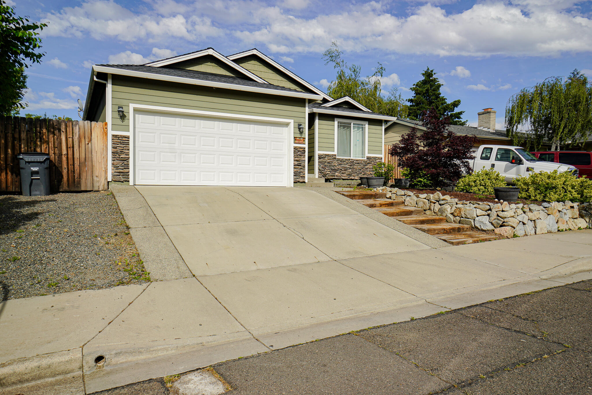 Lone Redwood Grove - Residential