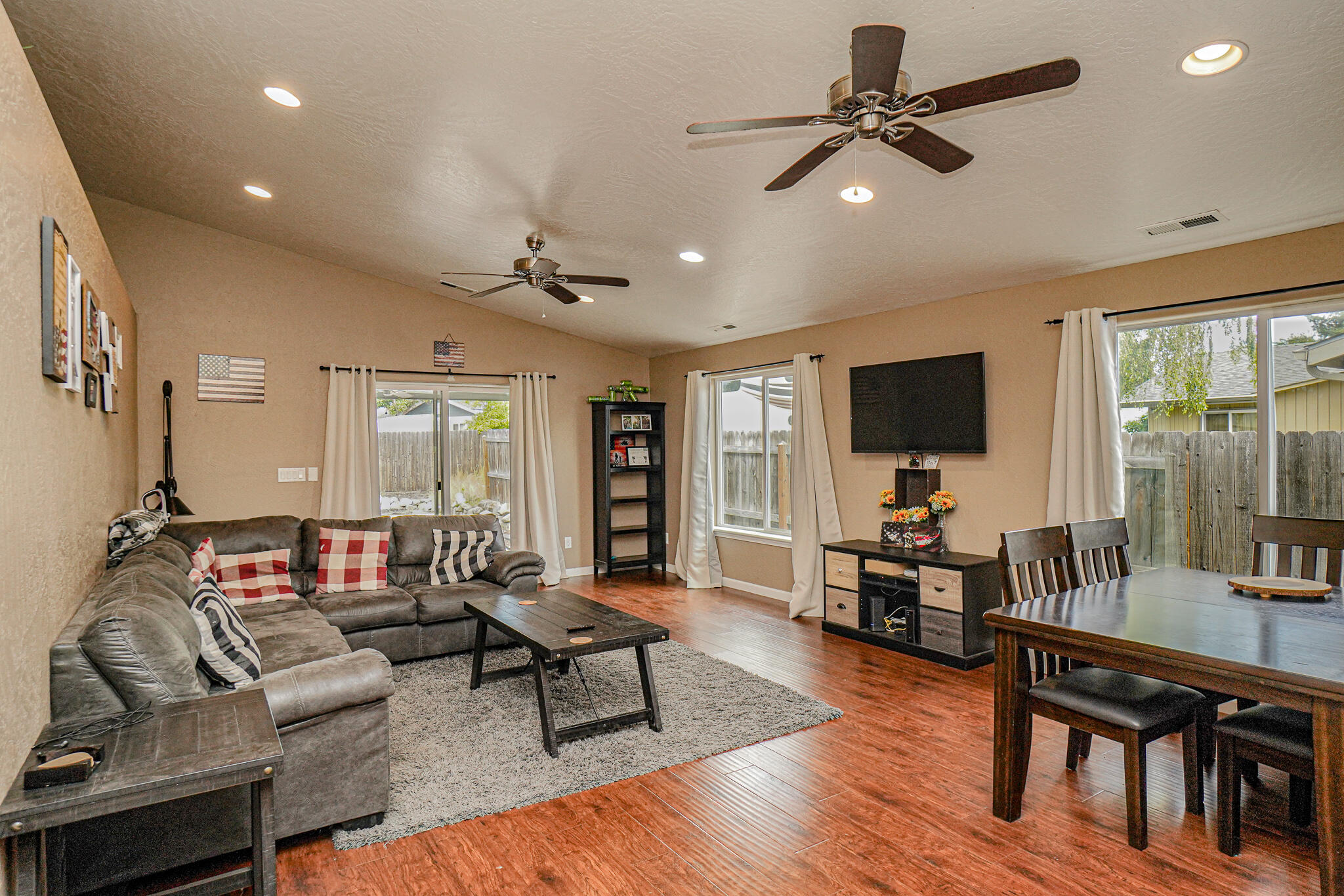 Lone Redwood Grove - Residential