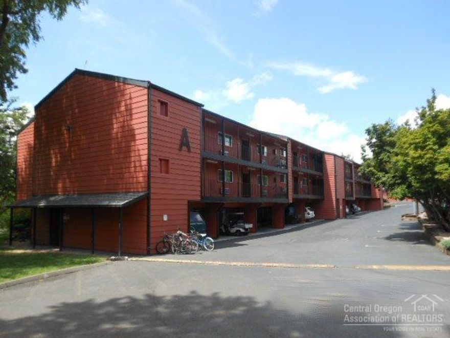 Best river view in Bend for the price from this ground floor unit at the Bend Riverside. Slate and laminate floors and a gas fireplace. Buyer responsible for the balance of monthly cost on the fireplace. Owner will carry a contract.