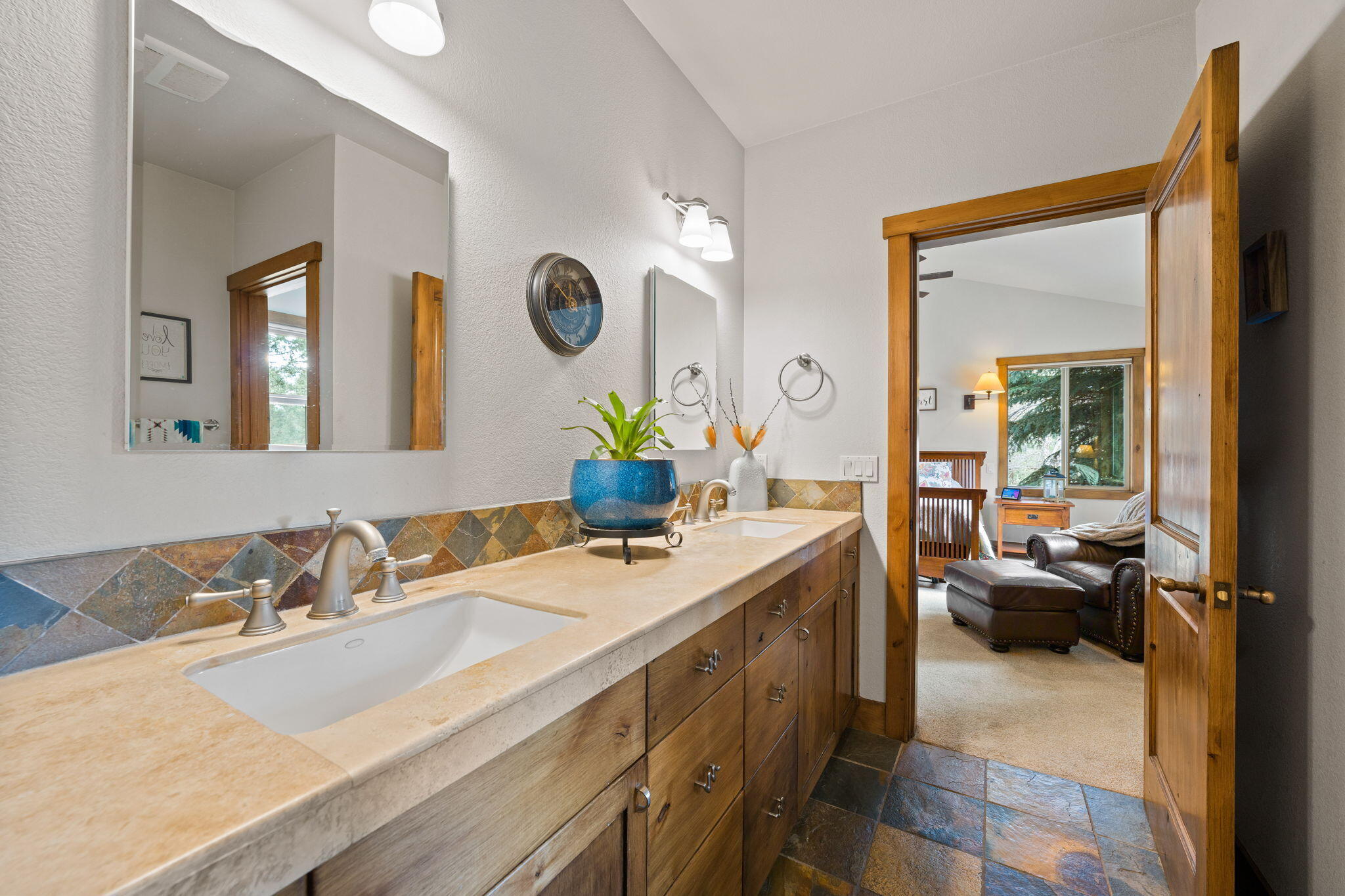 Crestridge Estate - Residential