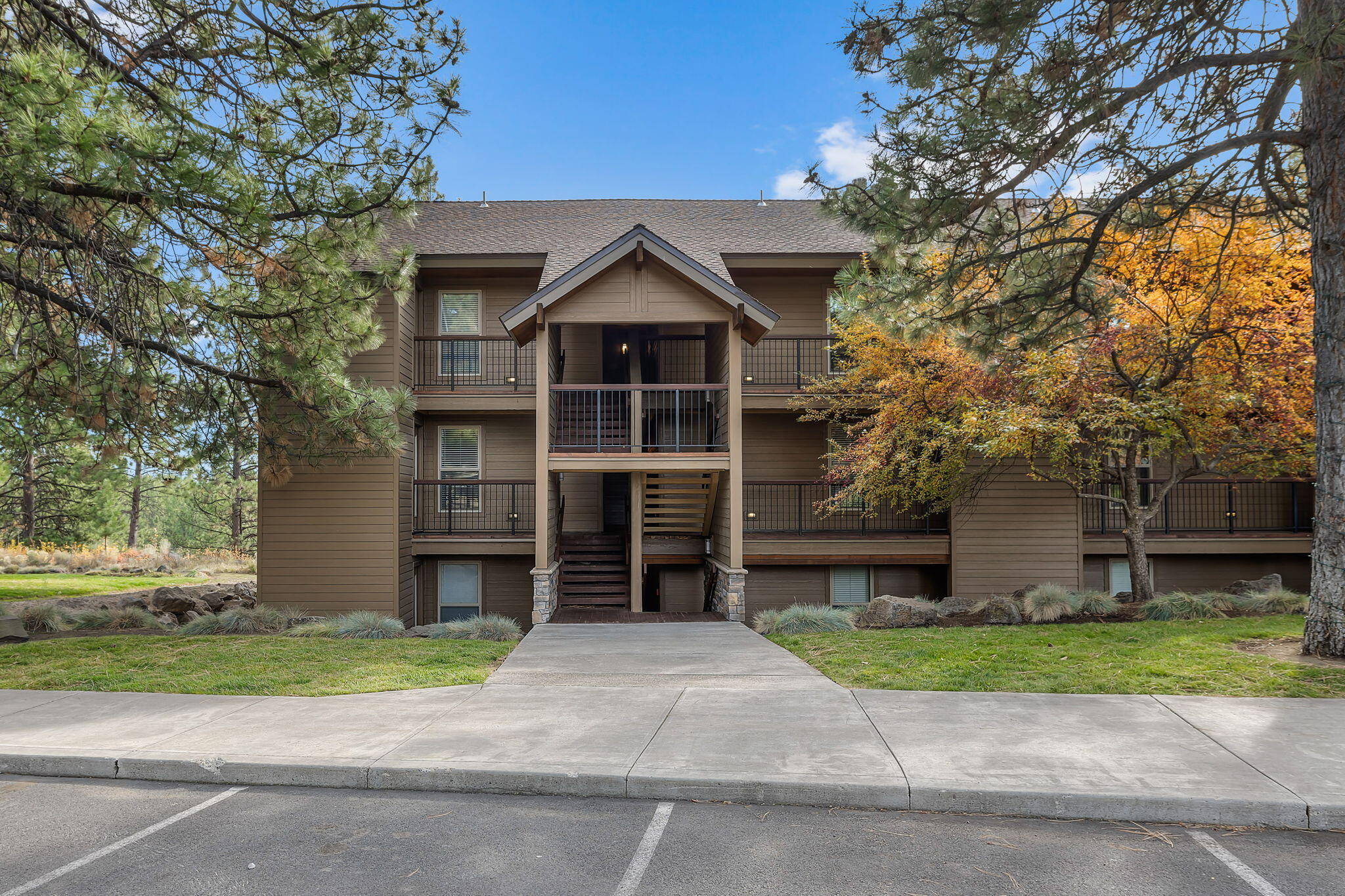 Inn Of The 7th - Residential