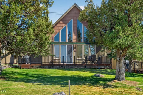 Tiny photo for 8778 Cliff Swallow Drive, Redmond, OR 97756 (MLS # 220222663)