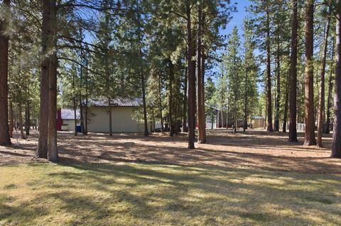 Tiny photo for 153469 Hackamore Lane, La Pine, OR 97739 (MLS # 220217478)