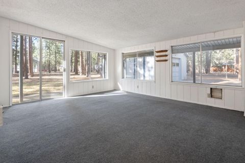 Tiny photo for 153469 Hackamore Lane, La Pine, OR 97739 (MLS # 220217478)