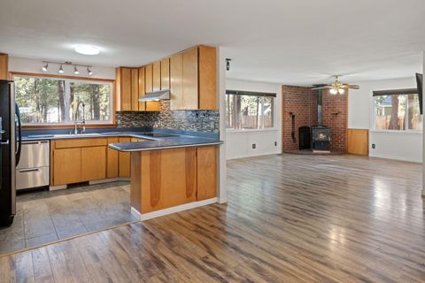 Tiny photo for 153469 Hackamore Lane, La Pine, OR 97739 (MLS # 220217478)