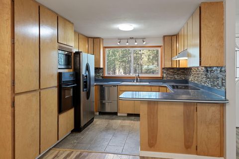 Tiny photo for 153469 Hackamore Lane, La Pine, OR 97739 (MLS # 220217478)