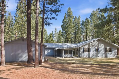 Tiny photo for 153469 Hackamore Lane, La Pine, OR 97739 (MLS # 220217478)
