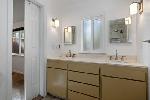 Tiny photo for 153469 Hackamore Lane, La Pine, OR 97739 (MLS # 220217478)