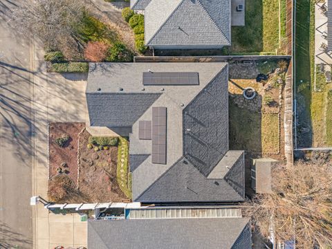 Tiny photo for 672 Shadow Wood Drive, Medford, OR 97501 (MLS # 220214898)