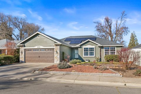 Photo of 672 Shadow Wood Drive, Medford, OR 97501 (MLS # 220214898)