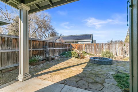 Tiny photo for 672 Shadow Wood Drive, Medford, OR 97501 (MLS # 220214898)