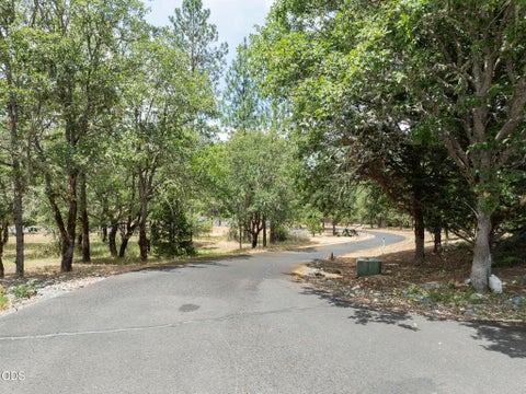 Tiny photo for 279 Ridgefield Road, Grants Pass, OR 97527 (MLS # 220224458)