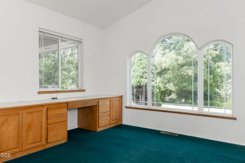 Tiny photo for 279 Ridgefield Road, Grants Pass, OR 97527 (MLS # 220224458)