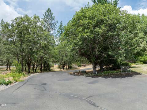 Tiny photo for 279 Ridgefield Road, Grants Pass, OR 97527 (MLS # 220224458)
