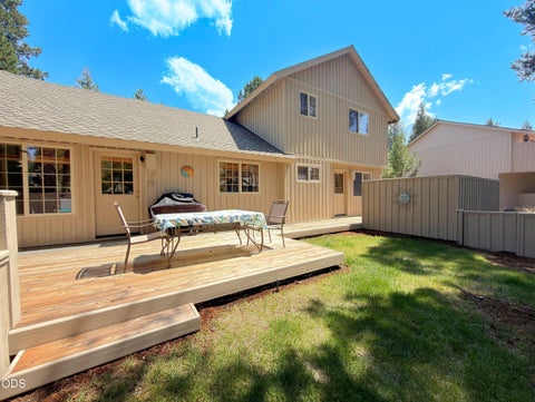 Tiny photo for 58103 Kinglet Road, Sunriver, OR 97707 (MLS # 220225572)