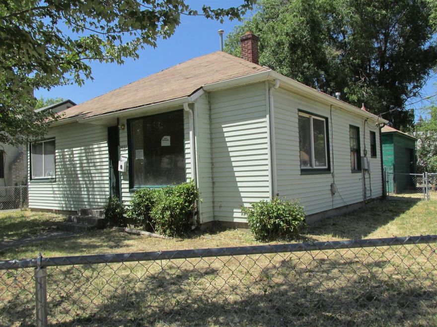 Come take a look at this 2 bedroom home! It is located on a corner lot and it has a detached garage and fenced yard.