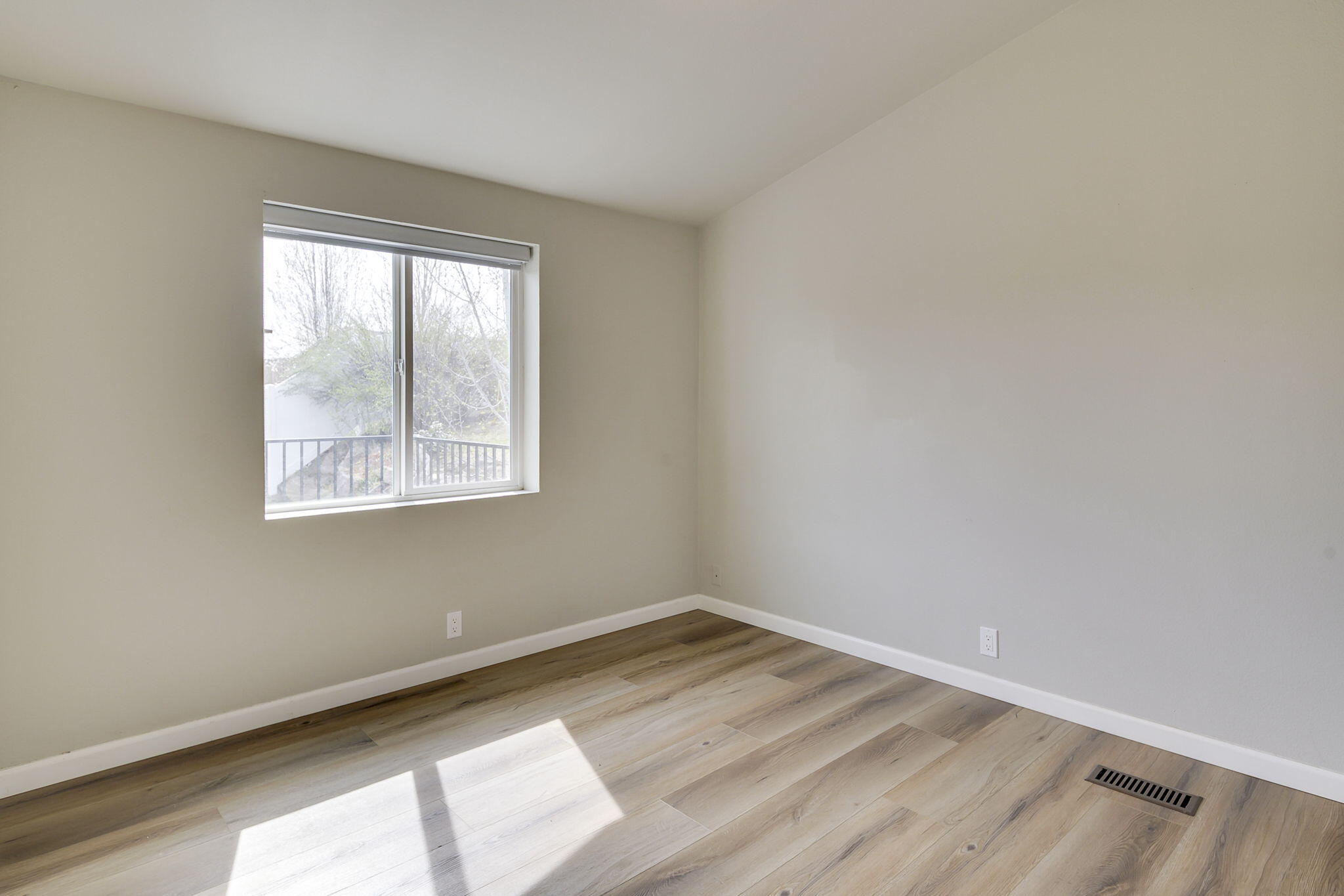 Aspen Creek Mob Pk - Residential