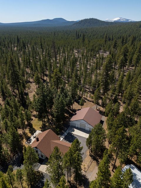 Tiny photo for 14741 N Sugar Pine Way, La Pine, OR 97739 (MLS # 220216563)