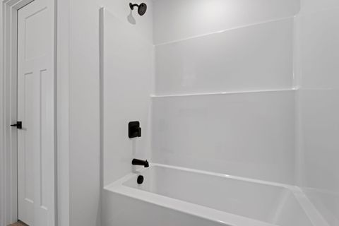 Tiny photo for 947 W Linda Avenue #29, Sisters, OR 97759 (MLS # 220210161)