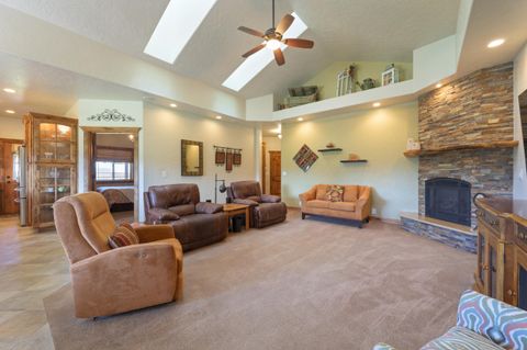 449 NE Owens Road Prineville OR 97754