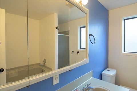 Tiny photo for 60990 Jennings Rd Road, Bend, OR 97702 (MLS # 220213579)