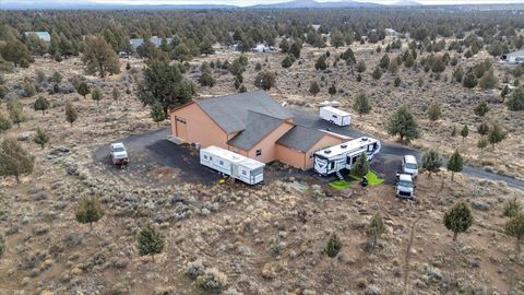 Tiny photo for 60990 Jennings Rd Road, Bend, OR 97702 (MLS # 220213579)
