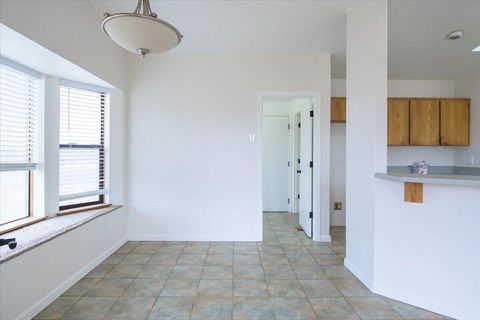 Tiny photo for 60990 Jennings Rd Road, Bend, OR 97702 (MLS # 220213579)