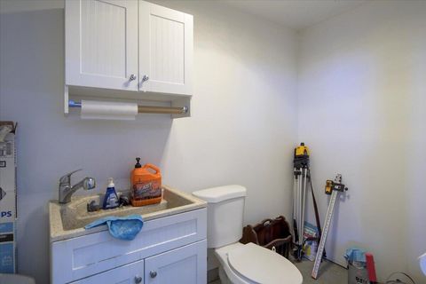 Tiny photo for 60990 Jennings Rd Road, Bend, OR 97702 (MLS # 220213579)