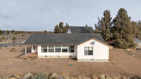 Tiny photo for 60990 Jennings Rd Road, Bend, OR 97702 (MLS # 220213579)