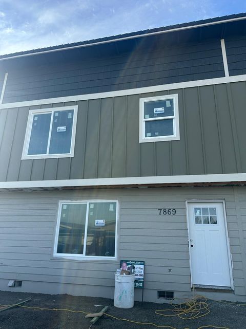 Photo of 7869 Houston Loop, White City, OR 97503 (MLS # 220216889)