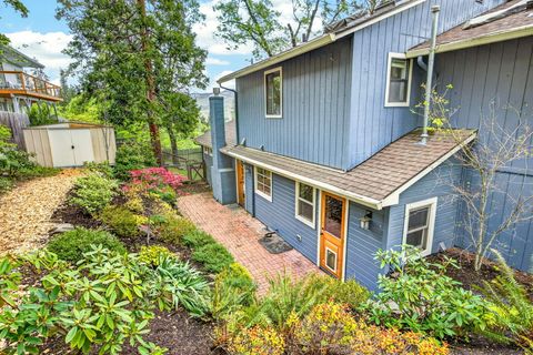Tiny photo for 301 Hillcrest Street, Ashland, OR 97520 (MLS # 220219338)