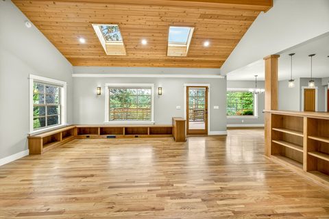 Tiny photo for 301 Hillcrest Street, Ashland, OR 97520 (MLS # 220219338)