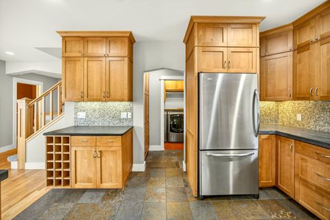 Tiny photo for 301 Hillcrest Street, Ashland, OR 97520 (MLS # 220219338)