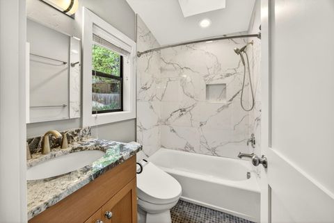 Tiny photo for 301 Hillcrest Street, Ashland, OR 97520 (MLS # 220219338)